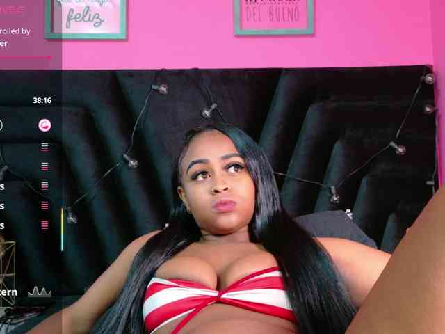 friendsmom webcam