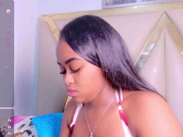 friendsmom webcam