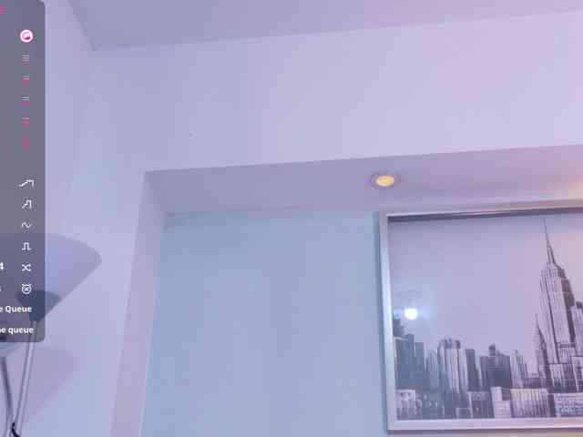 friendsmom webcam