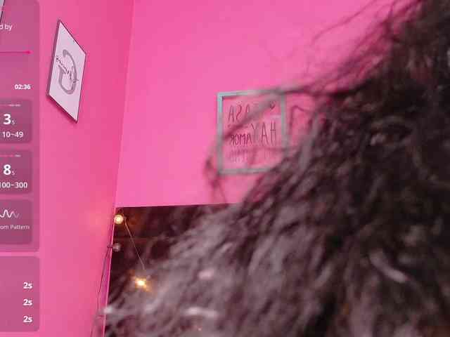 friendsmom webcam