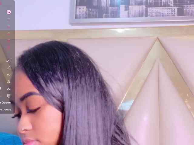 friendsmom webcam