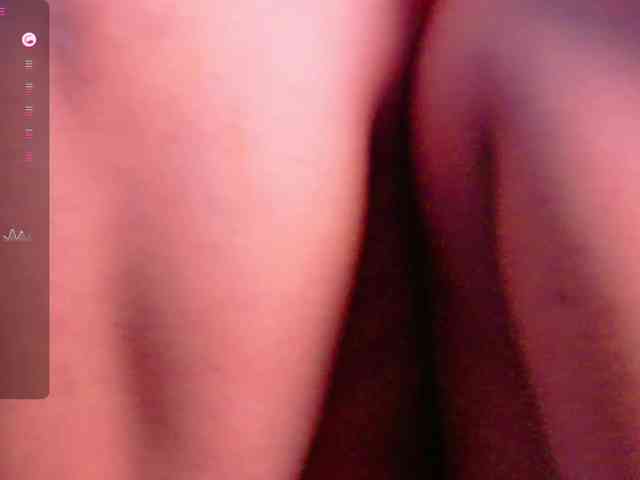 friendsmom webcam