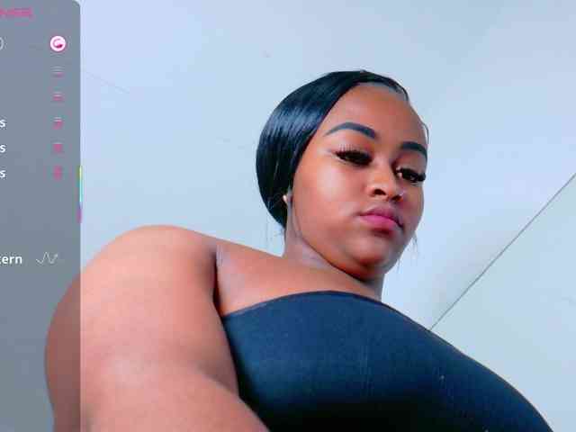 friendsmom webcam