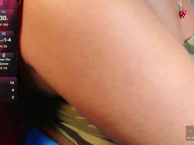 friendsmom webcam