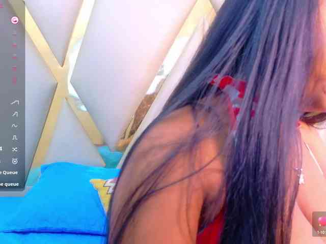 friendsmom webcam