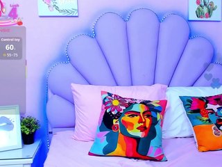 HannaPretthy Porn Show