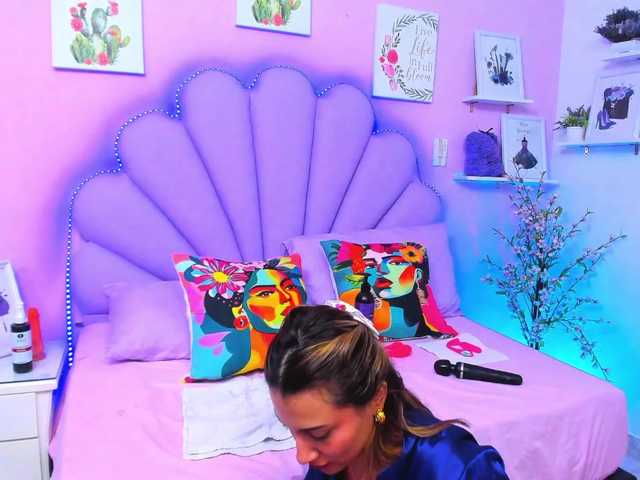 HannaPretthy's BongaCams show and profile