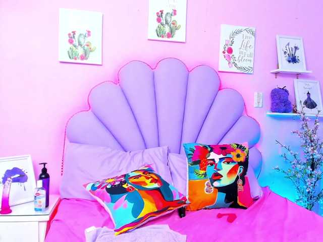 HannaPretthy's BongaCams show and profile