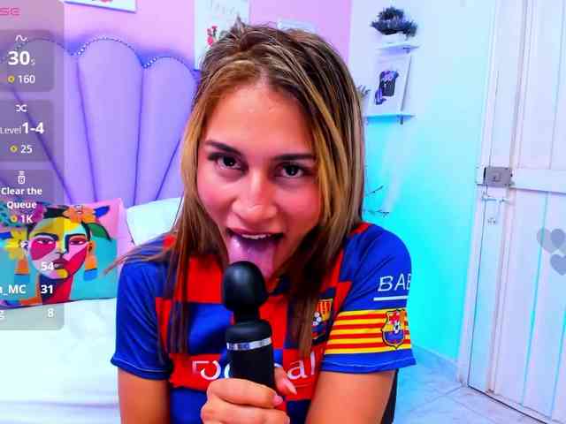 HannaPretthy Live Webcam on BongaCams