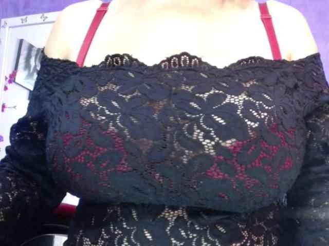 sarasmith2 webcam