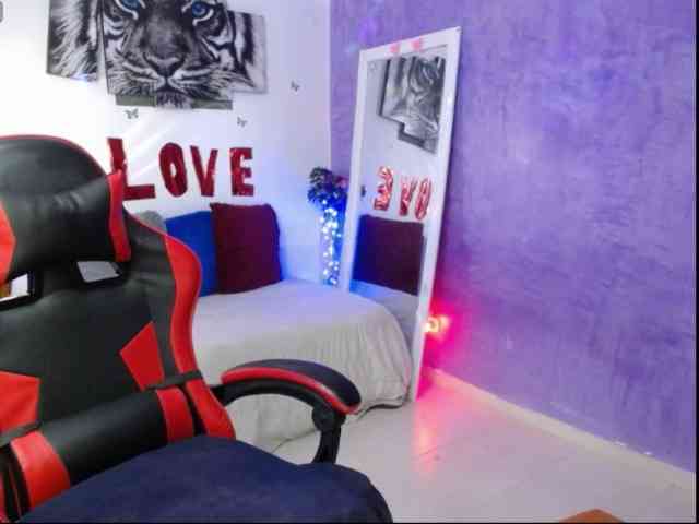 sarasmith2 webcam
