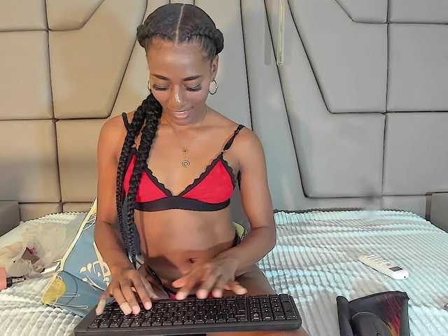 camilathomsson webcam