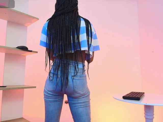 camilathomsson webcam