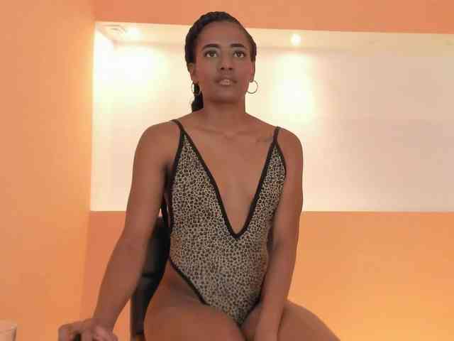 camilathomsson webcam