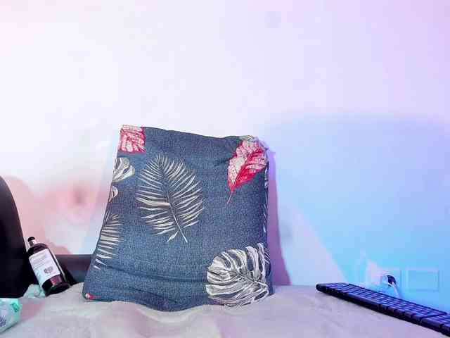 camilathomsson webcam