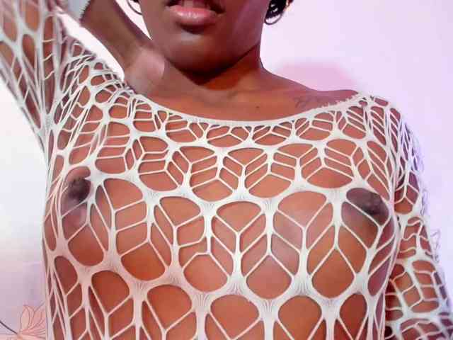 camilathomsson webcam