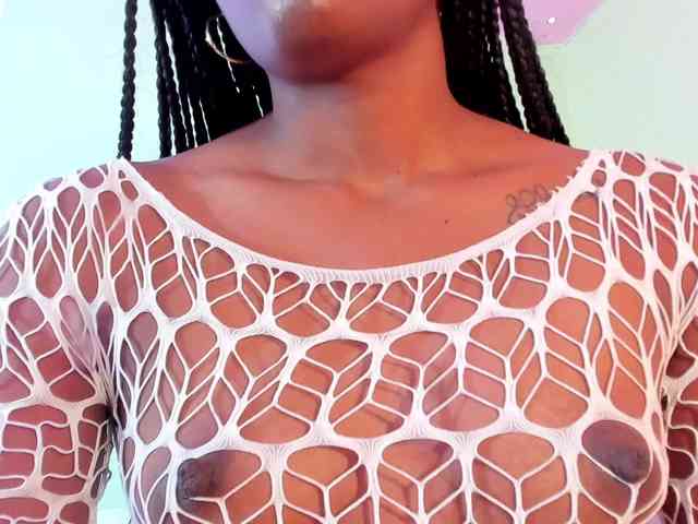 camilathomsson webcam