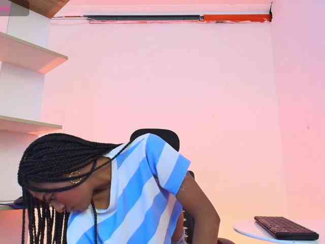 camilathomsson webcam