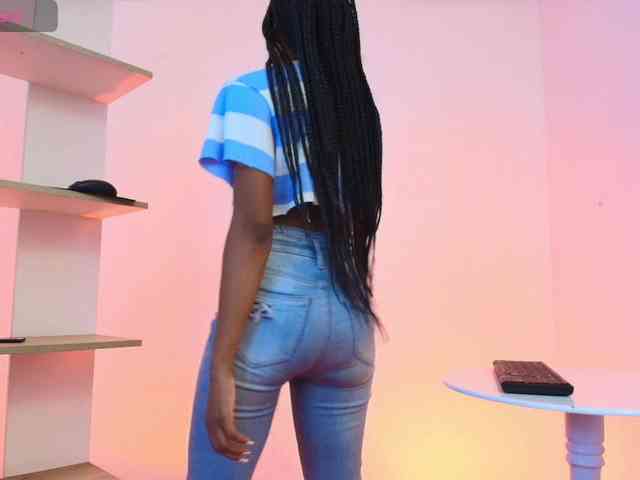 camilathomsson webcam