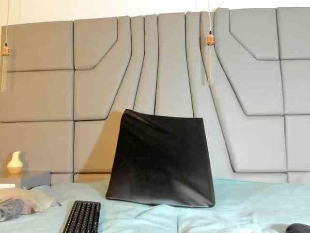 camilathomsson webcam