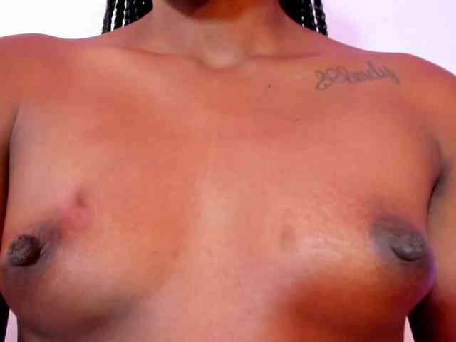 camilathomsson webcam