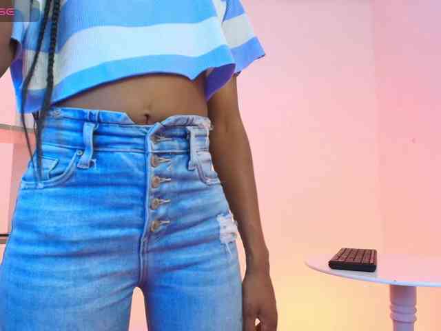 camilathomsson webcam