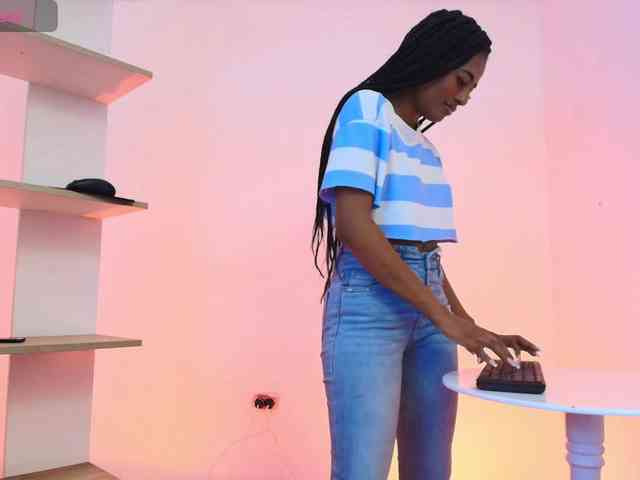 camilathomsson webcam