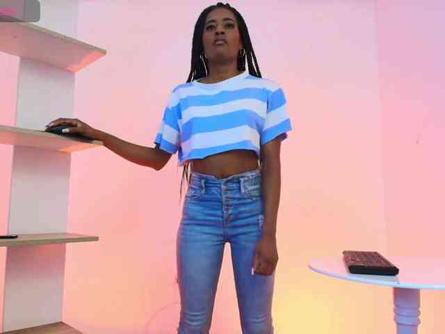 camilathomsson webcam