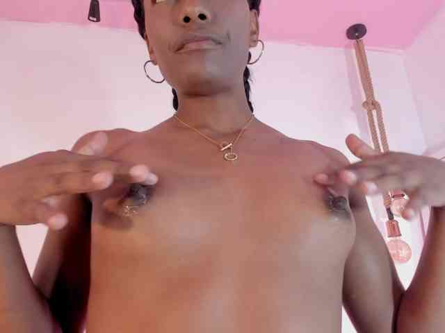 camilathomsson webcam