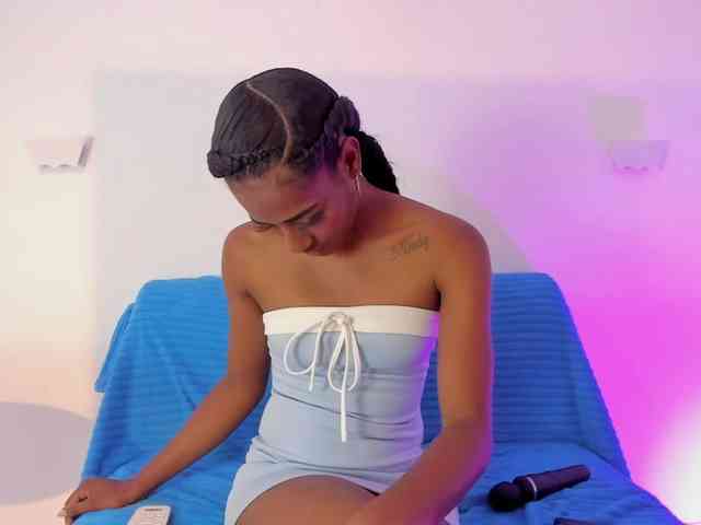 camilathomsson webcam