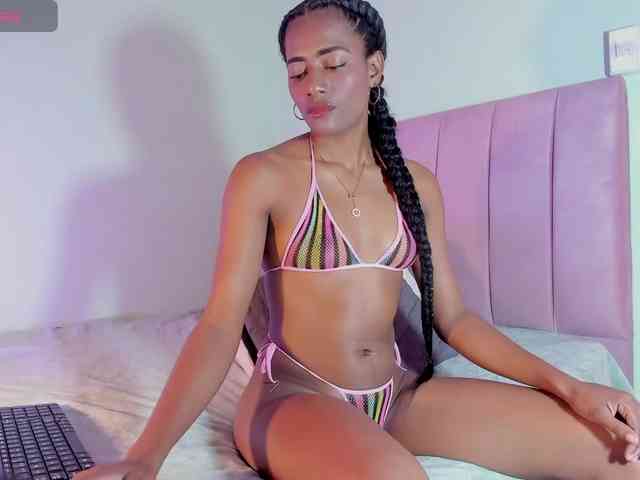 camilathomsson webcam