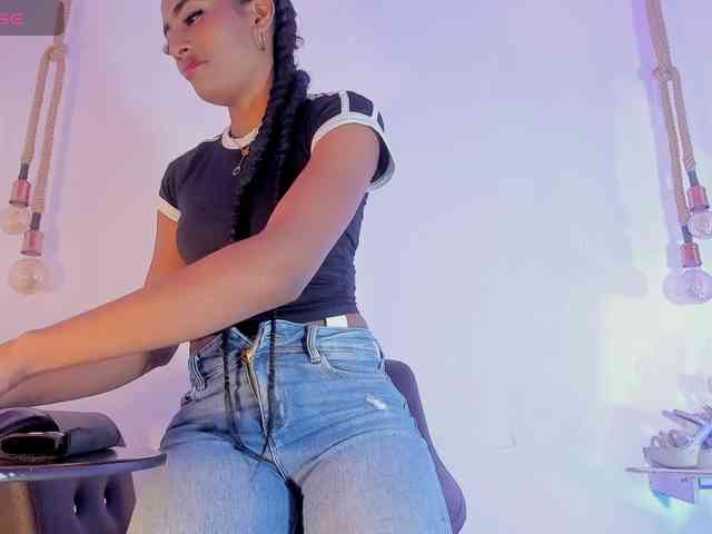 camilathomsson webcam