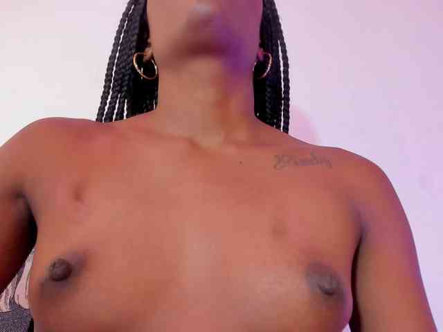 camilathomsson webcam