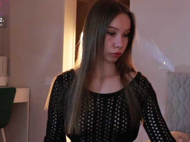 MsAura's BongaCams show and profile