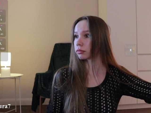 MsAura's BongaCams show and profile