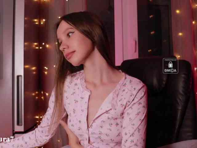 MsAura webcam