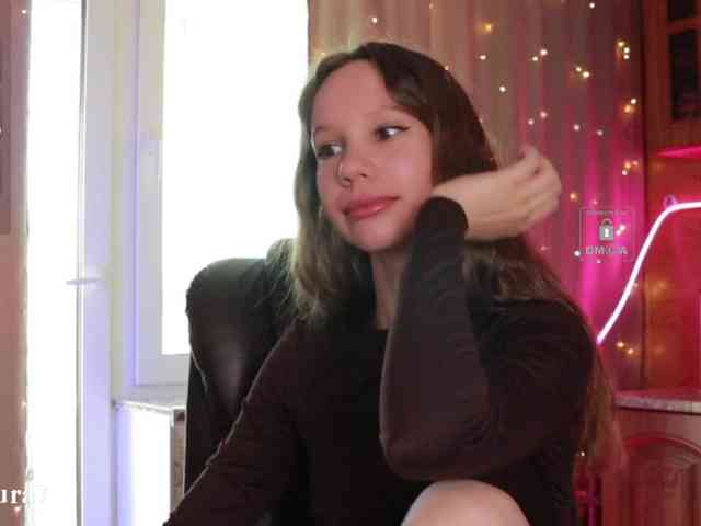 MsAura webcam