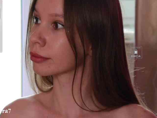 MsAura webcam