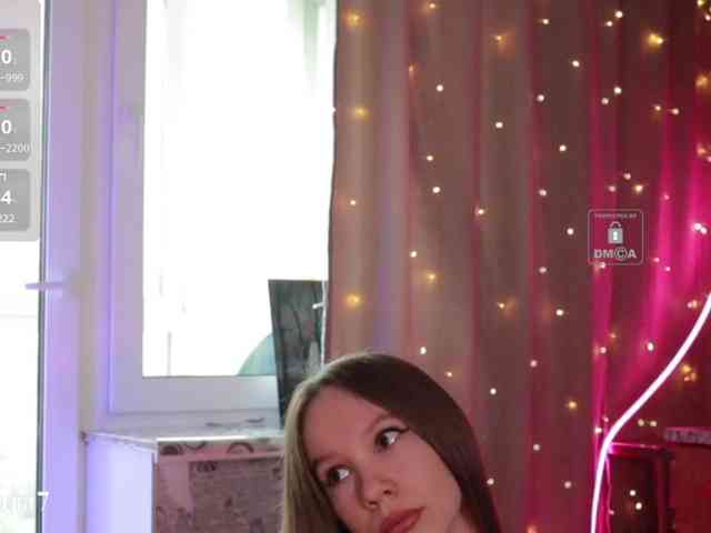 MsAura webcam