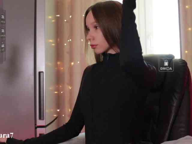 MsAura webcam