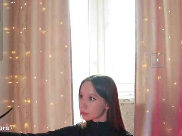 MsAura webcam