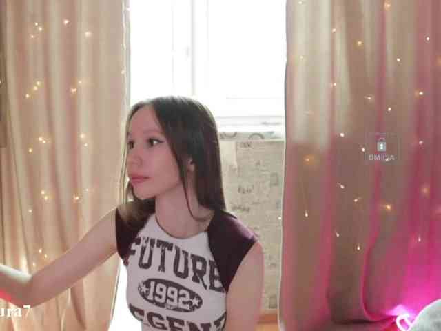 MsAura webcam