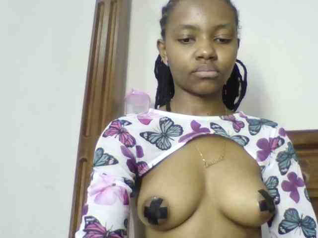 Naughtylittlemissy webcam