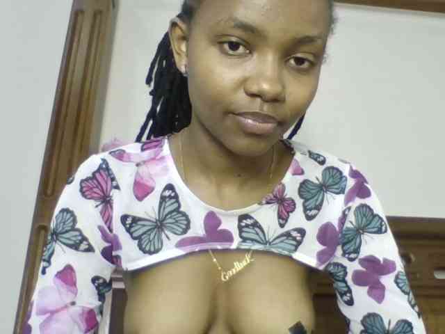 Naughtylittlemissy webcam
