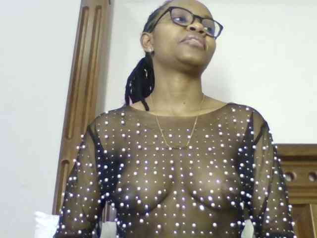 Naughtylittlemissy webcam