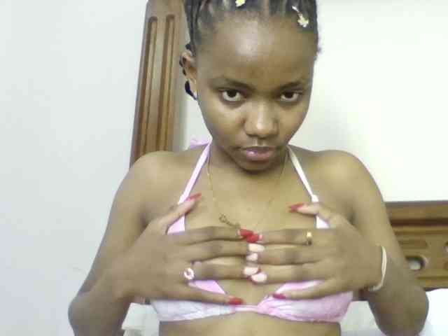 Naughtylittlemissy webcam