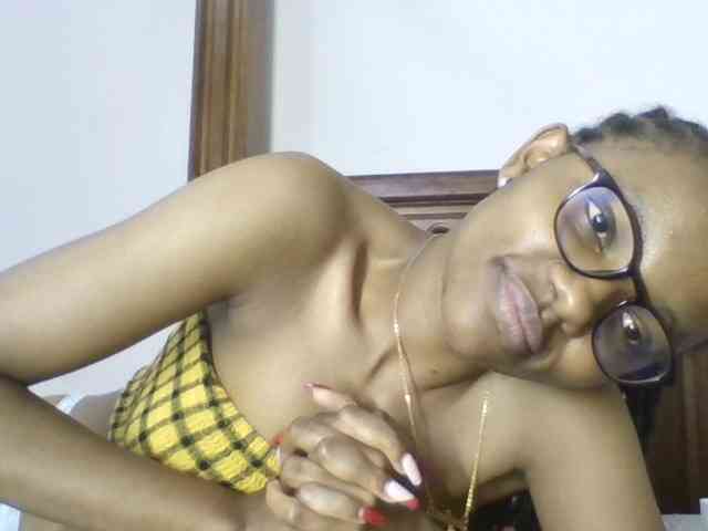 Naughtylittlemissy webcam