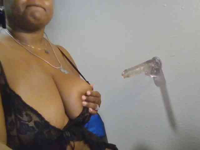 Needmehard webcam
