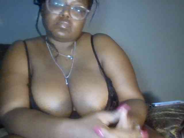 Needmehard webcam