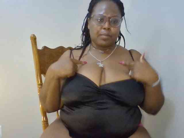 Needmehard webcam